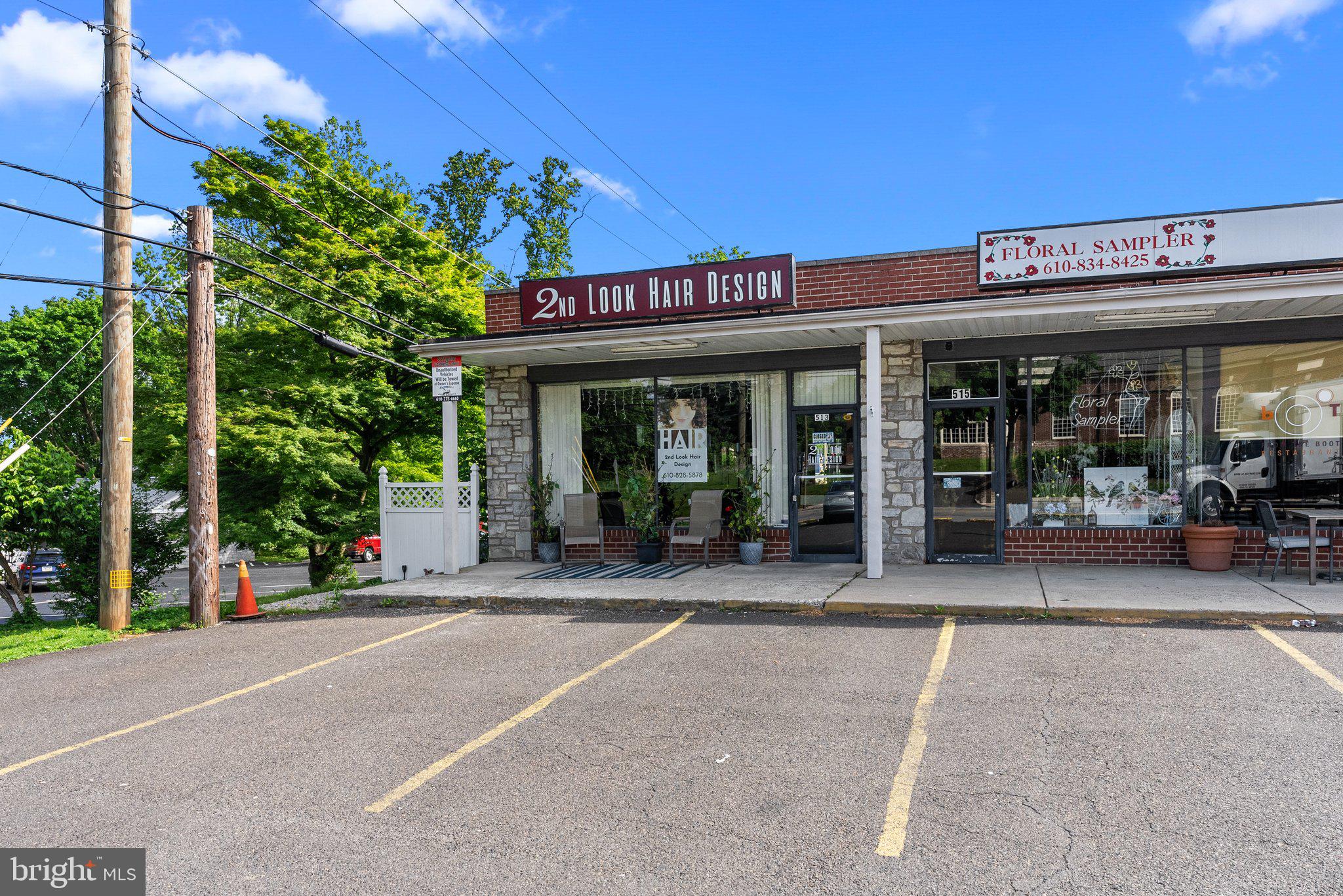 LAFAYETTE HILL - Commercial Sale