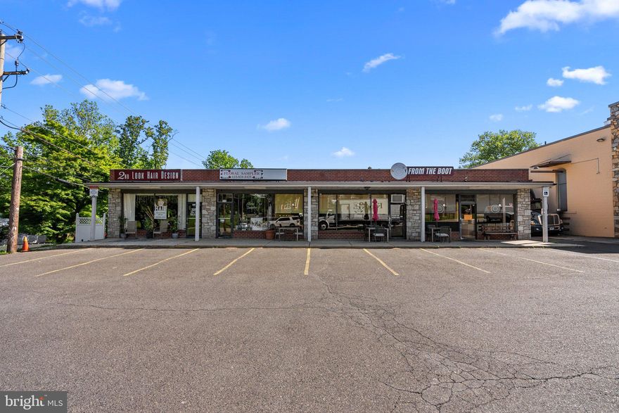Wonderful opportunity for investor or owner/user. Fully leased commercial space in great and convenient location. Ideal for service oriented or retail use.  Limited commercial opportunities in Whitemarsh Township.
Do not inspect the property without and appointment.