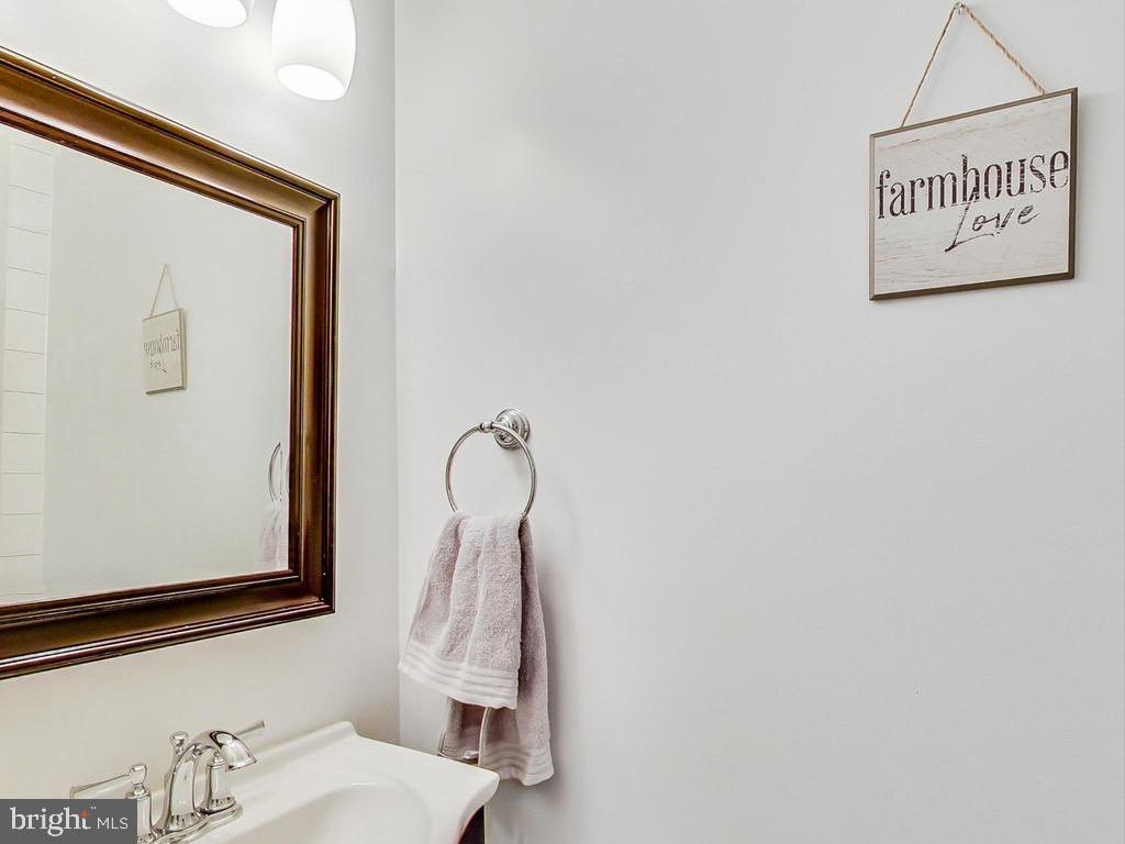 WOODMARK OF LAKE RIDGE - Residential