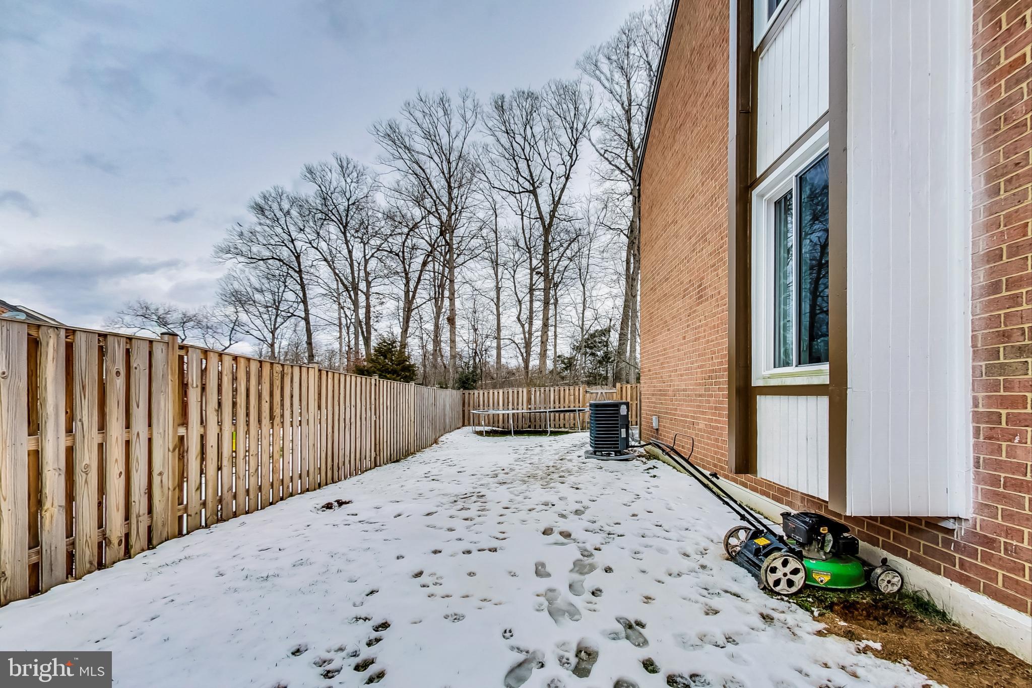 WOODMARK OF LAKE RIDGE - Residential