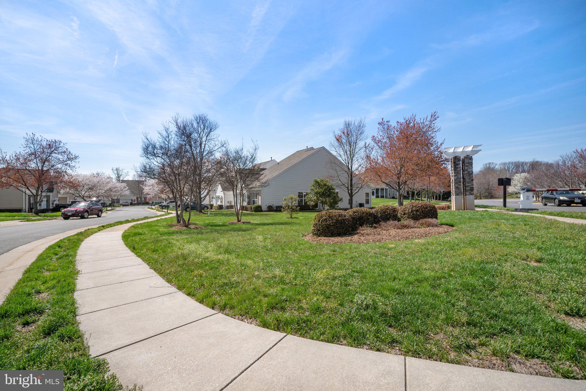 10 HARTFORD WAY 49-3