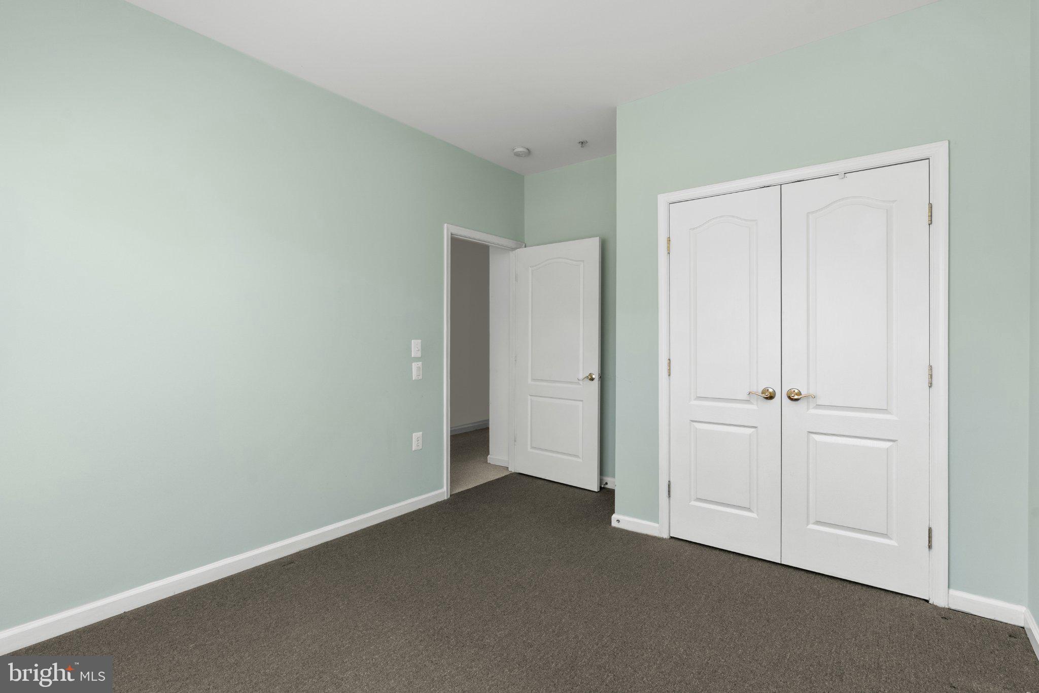 THE VILLAS AT FALLS RUN - Residential