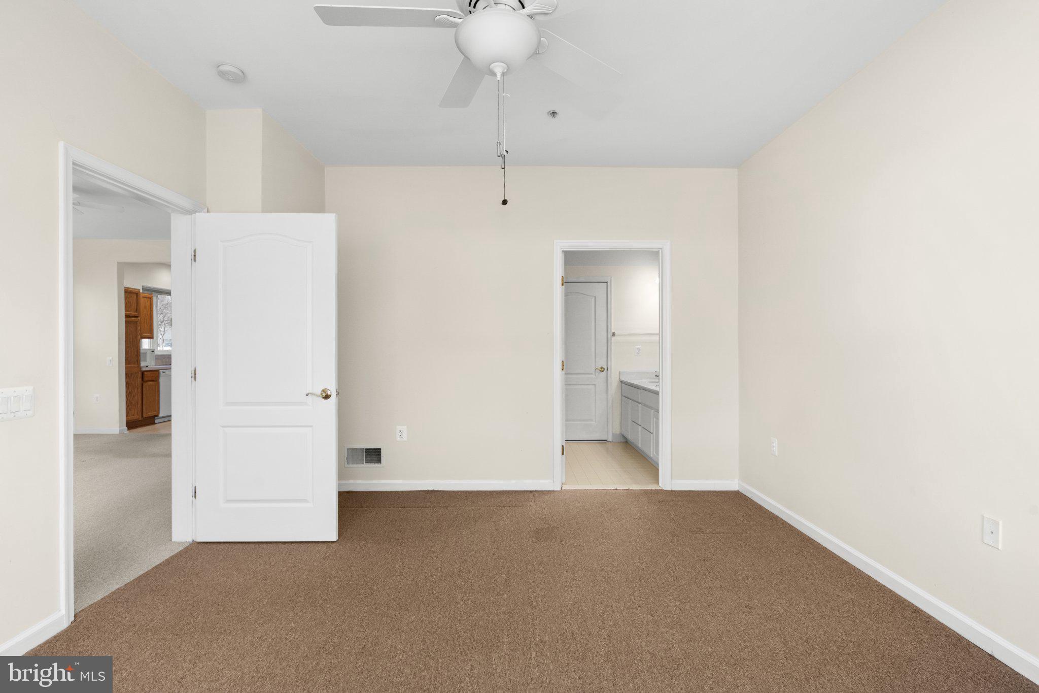 THE VILLAS AT FALLS RUN - Residential