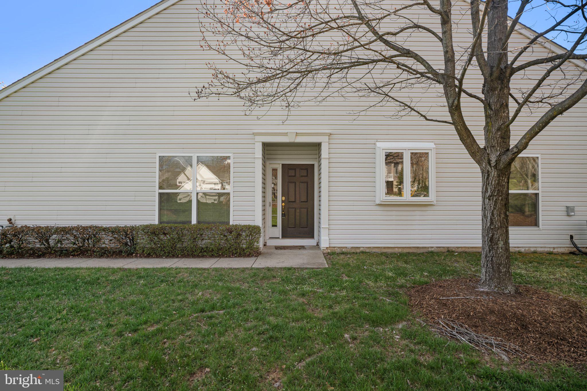 10 HARTFORD WAY 49-3