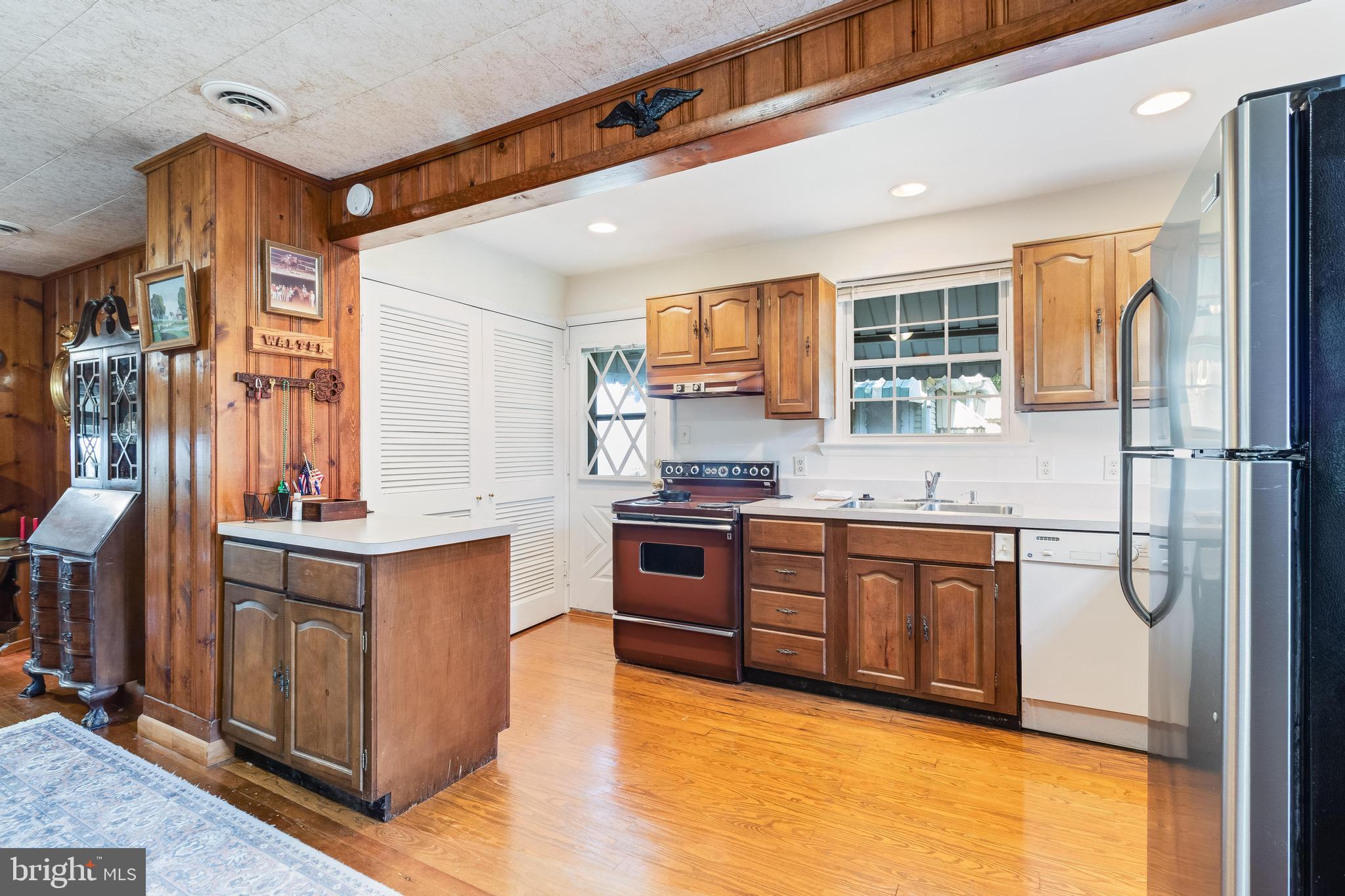 COBB ISLAND - Residential