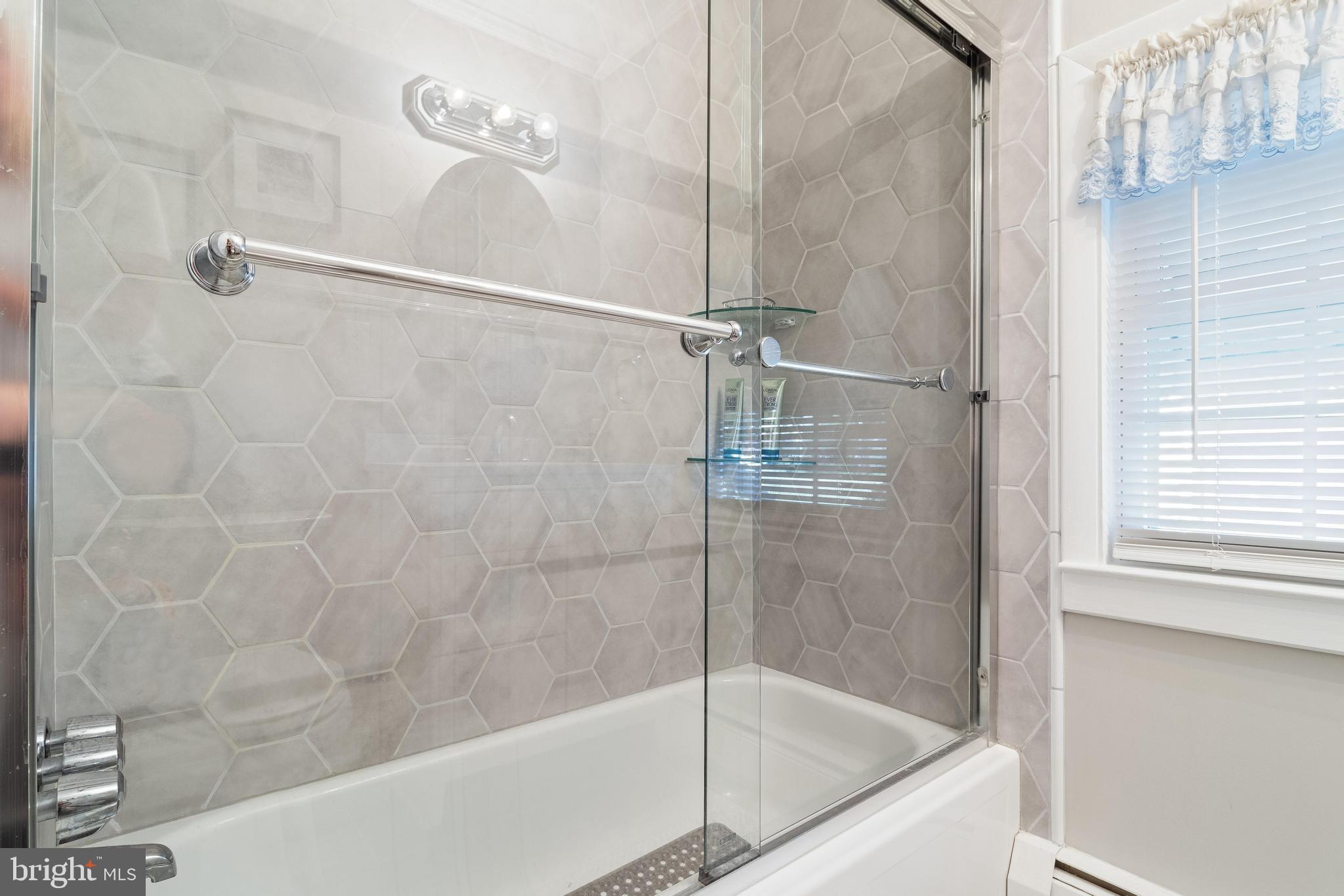 COBB ISLAND - Residential