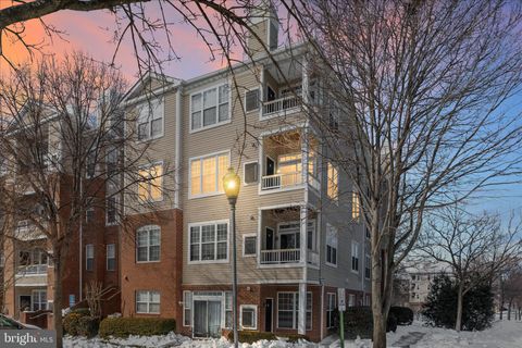 Condo For Sale - 4200 Mozart Brigade Lane #N<br/> Fairfax County, FAIRFAX, VA 22033