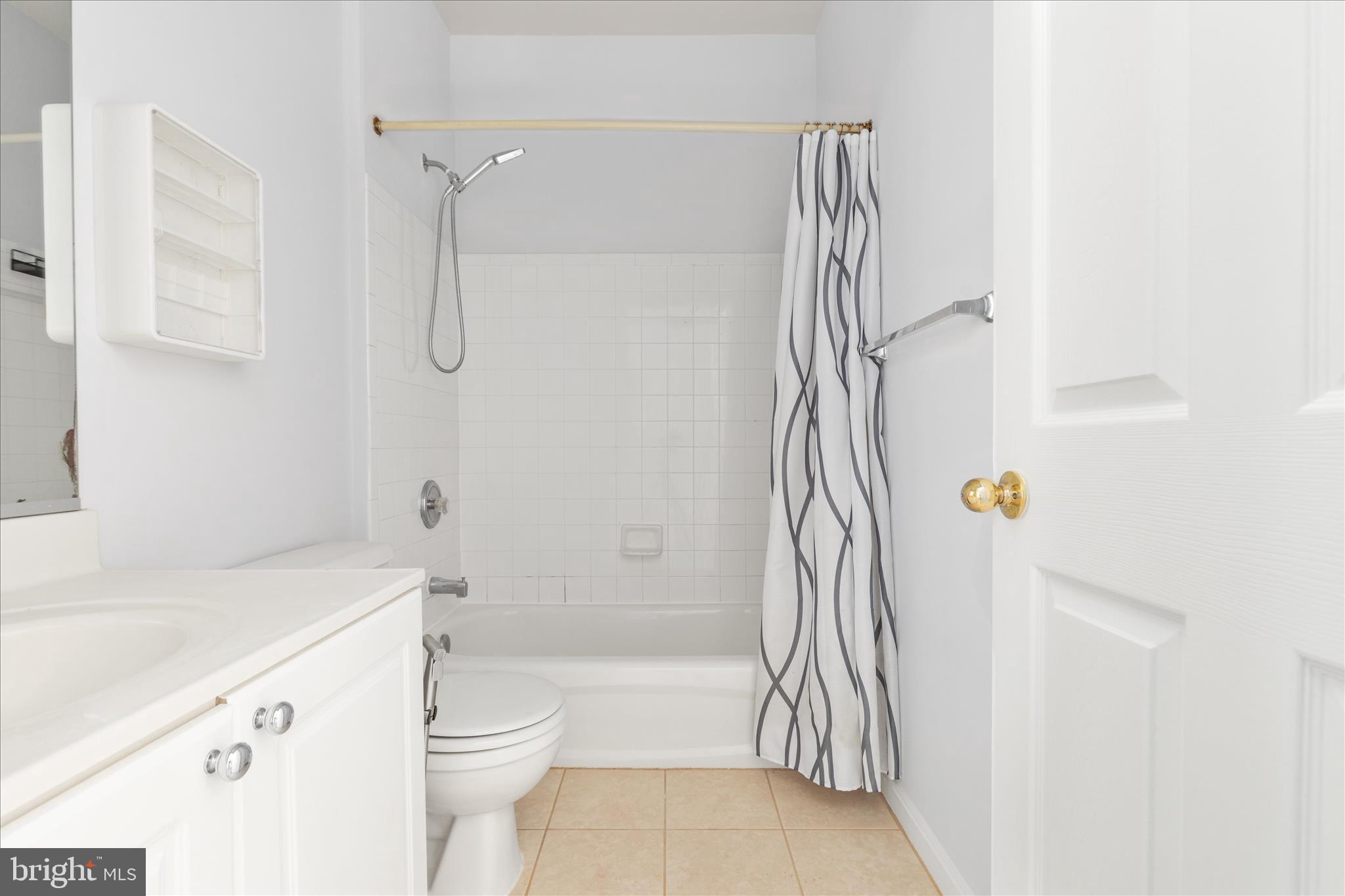 CHRISTOPHER AT CEDAR LAKES - Residential