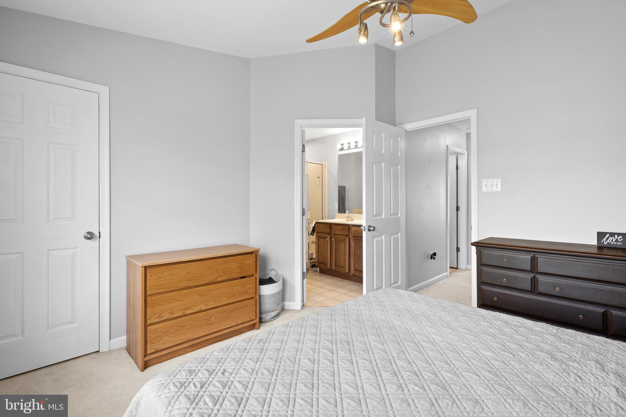 BROOKLAND MANOR - Residential