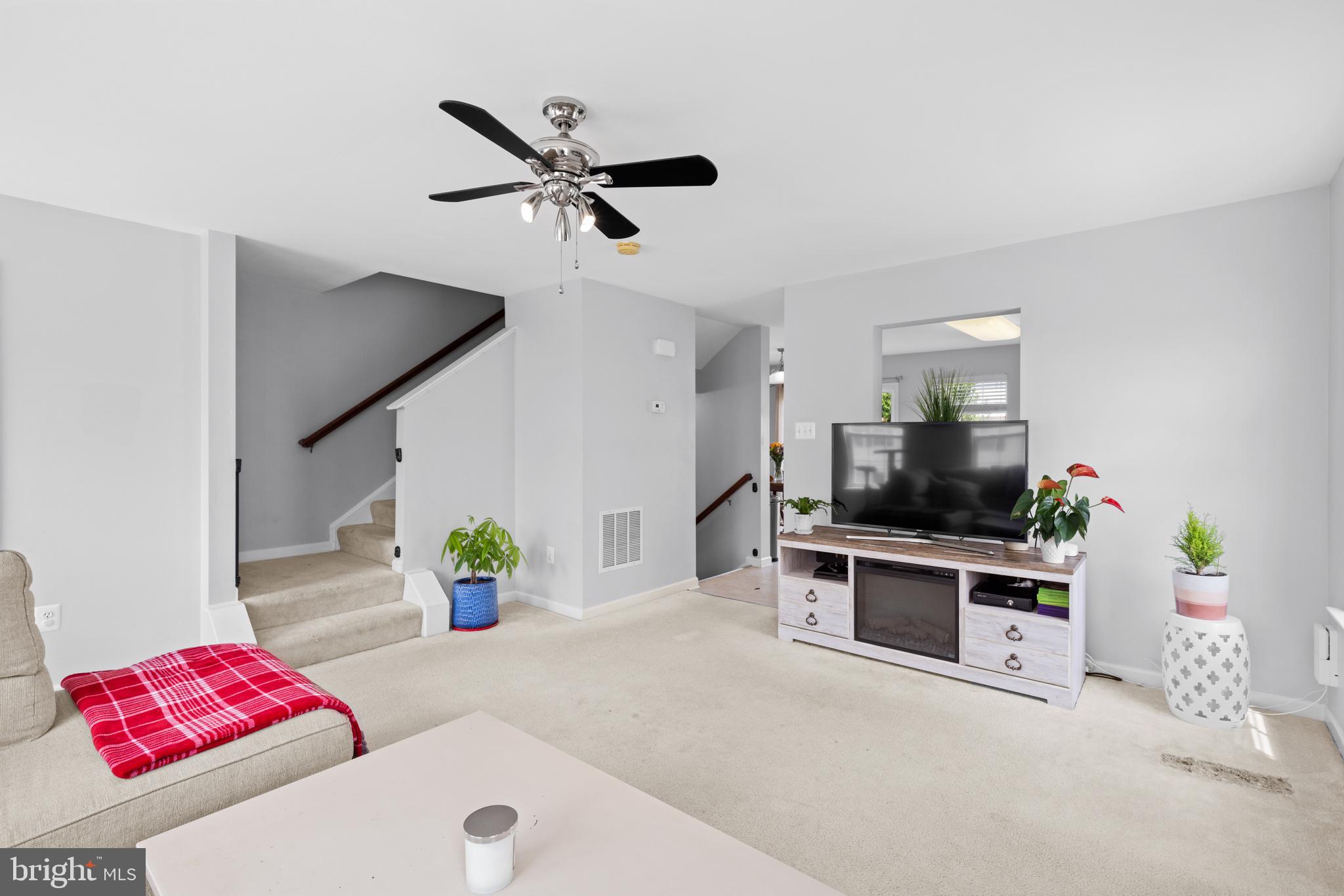 BROOKLAND MANOR - Residential