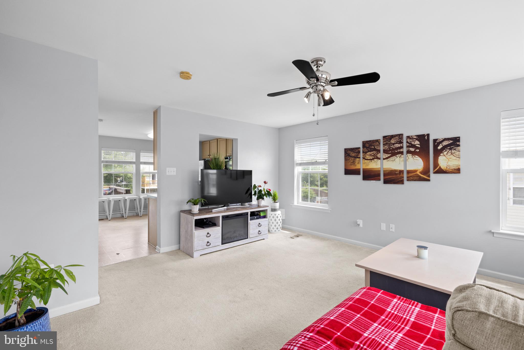 BROOKLAND MANOR - Residential