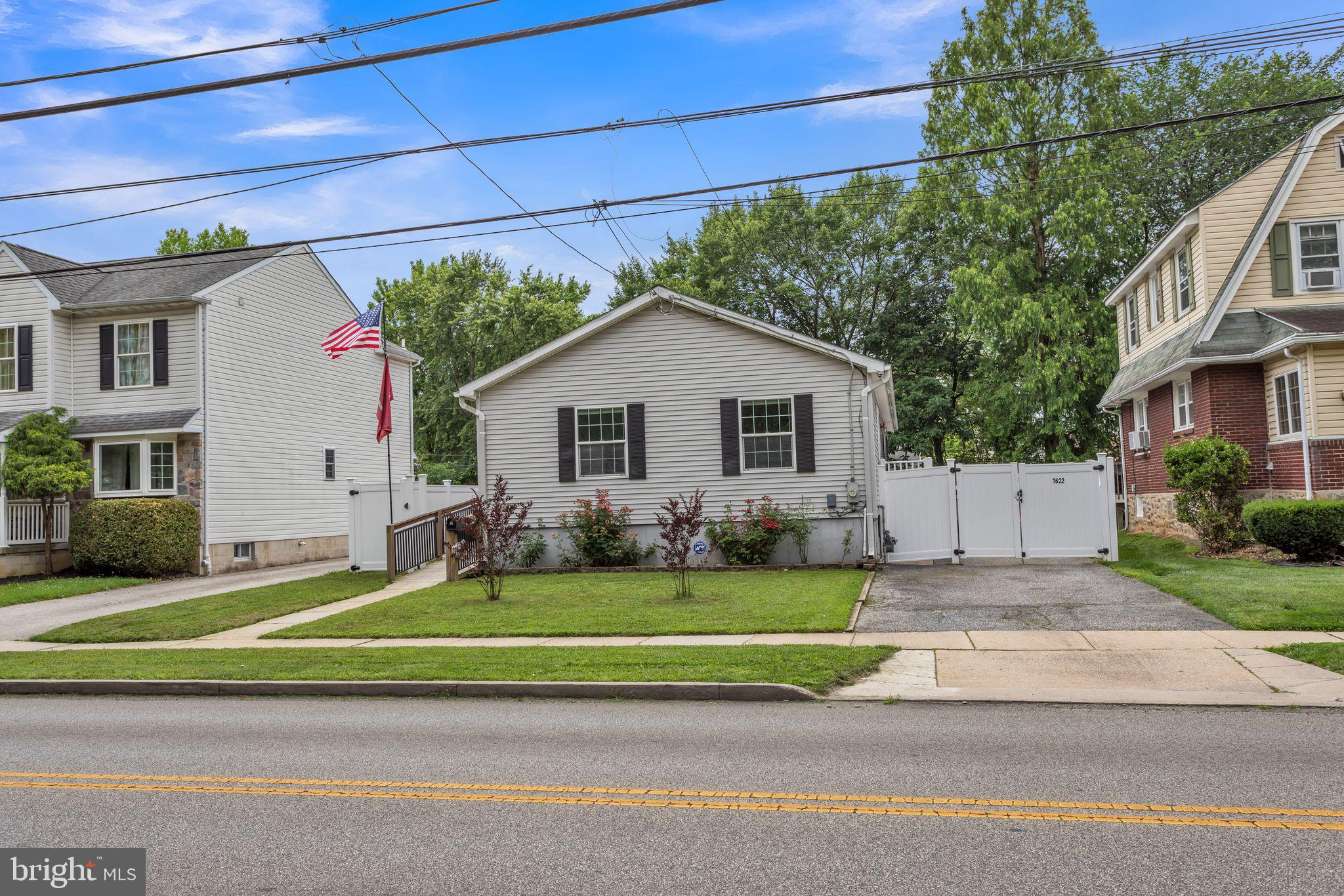 1622 AMOSLAND ROAD
