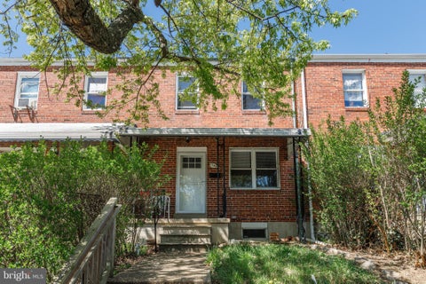 Townhouse For Sale - 1744 Yakona Road<br/> BALTIMORE, MD 21234