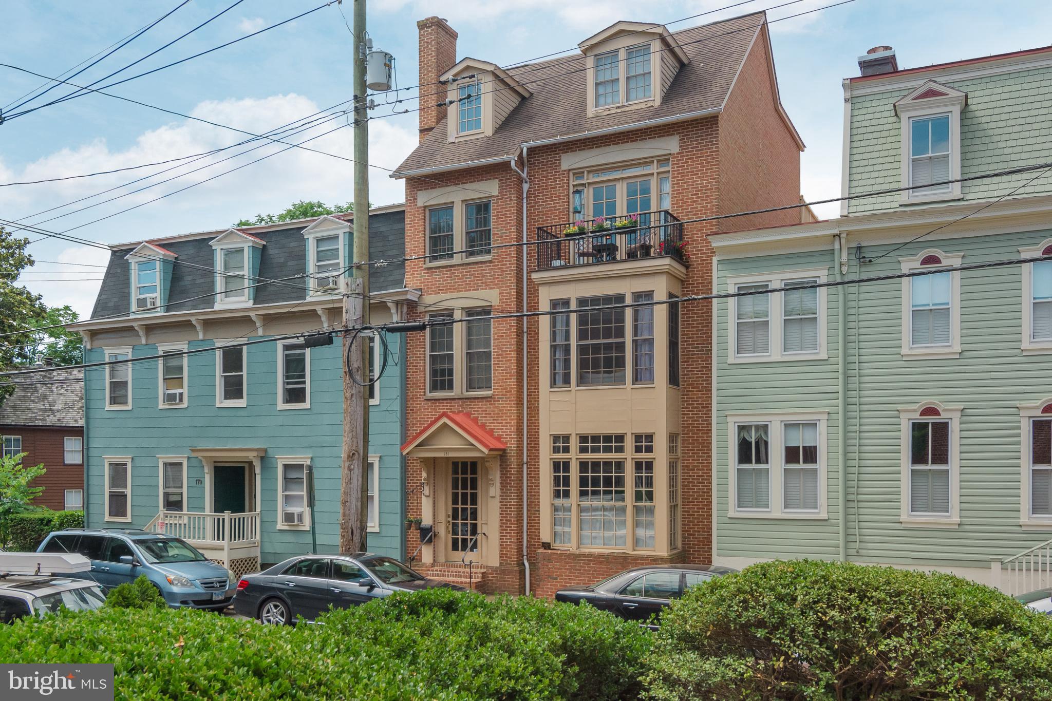 HISTORIC DISTRICT - Residential Income