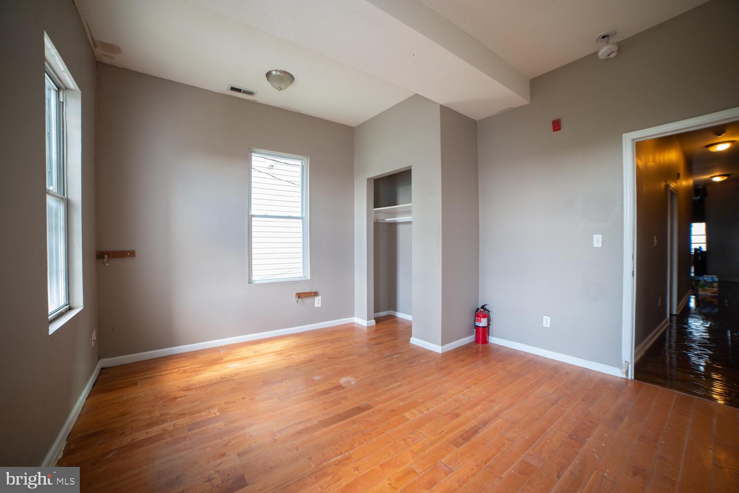 TEMPLE UNIVERSITY - Residential Lease