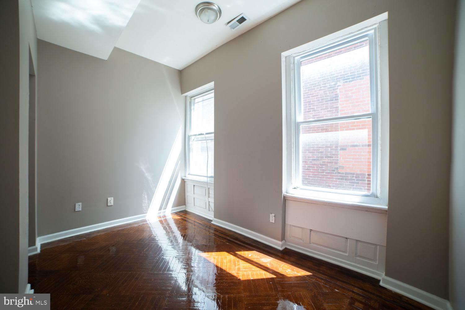 TEMPLE UNIVERSITY - Residential Lease