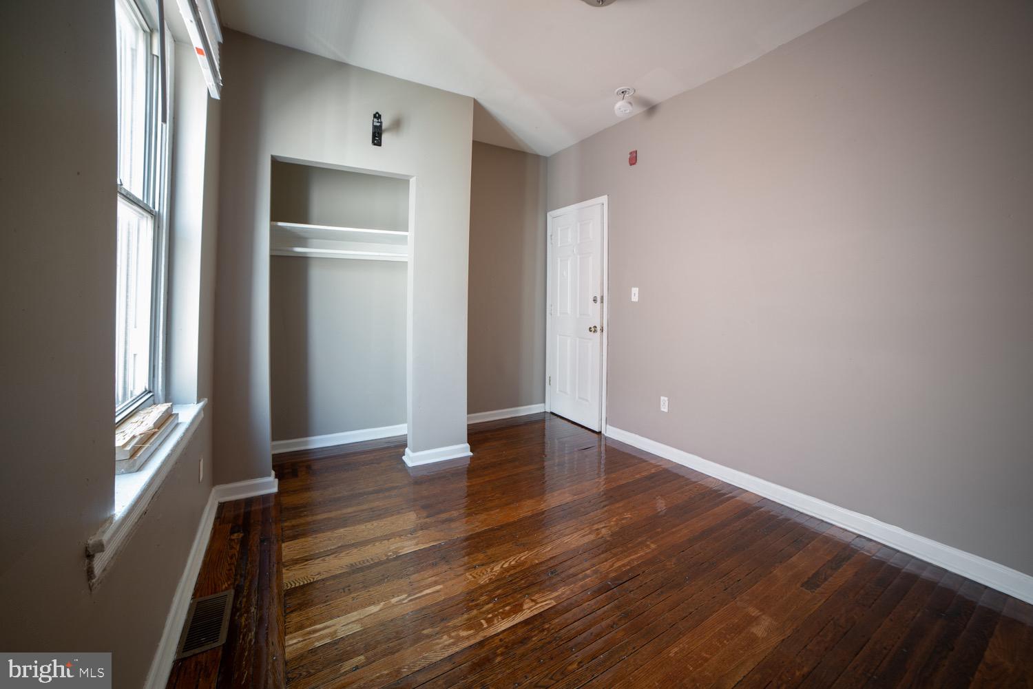 TEMPLE UNIVERSITY - Residential Lease