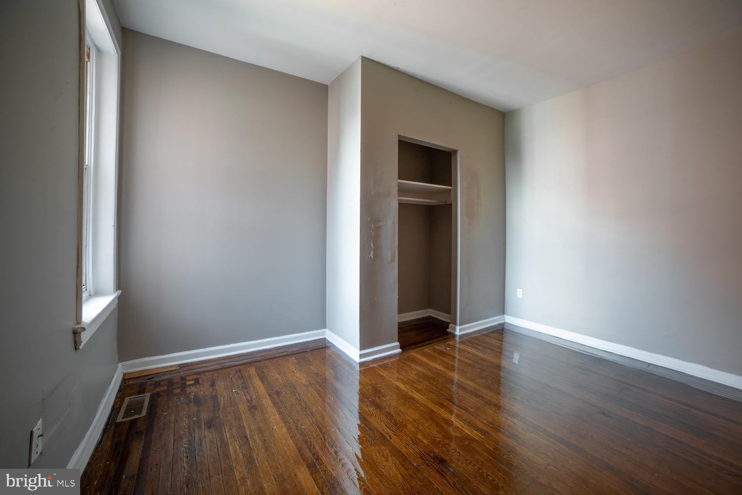 TEMPLE UNIVERSITY - Residential Lease