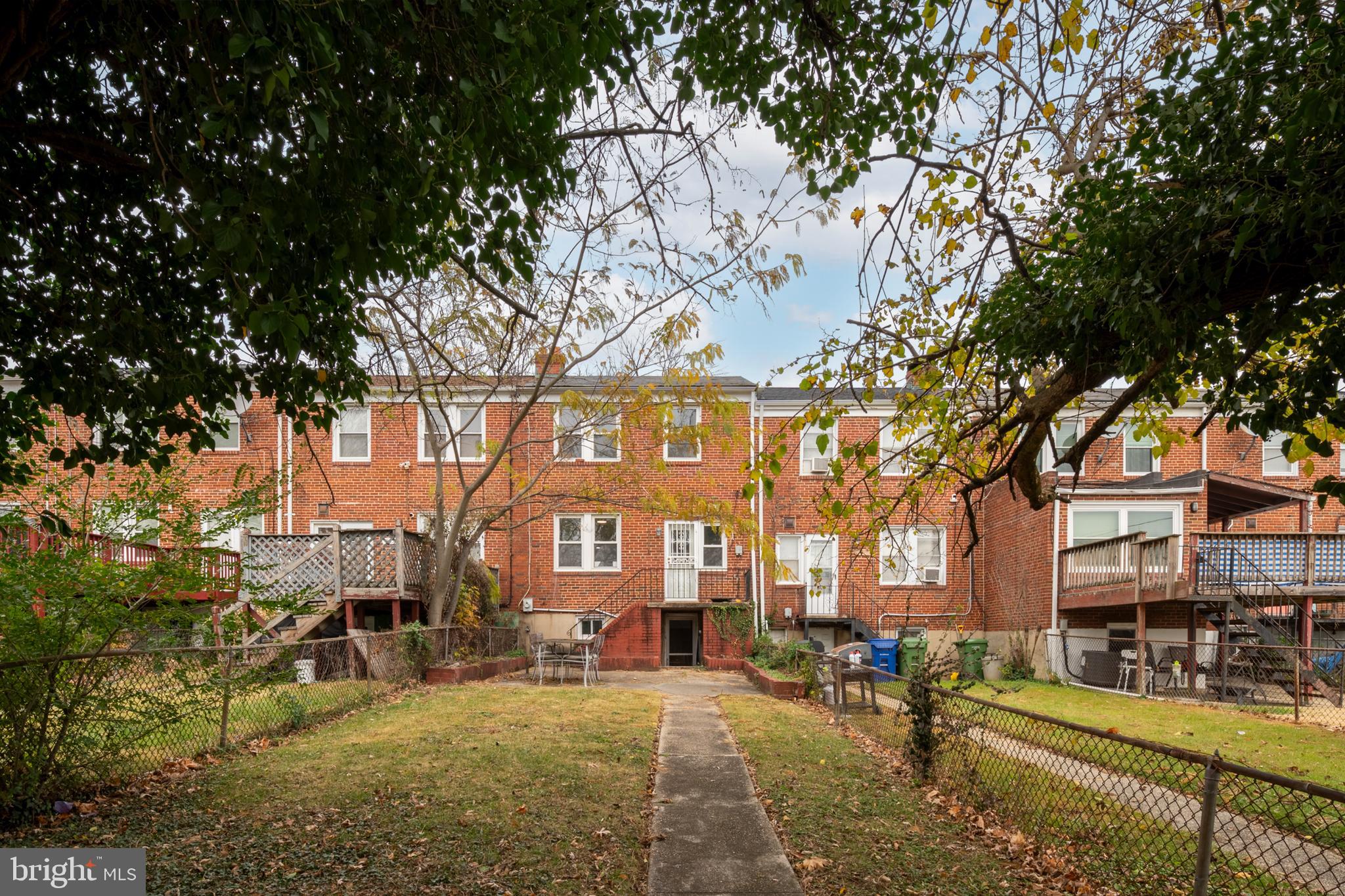 NORTHWOOD - Residential Lease