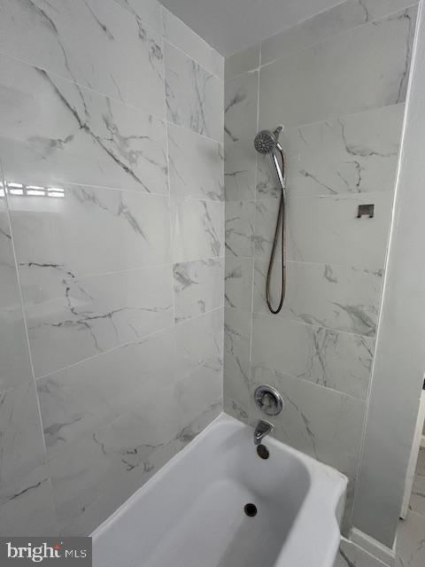 NORTHWOOD - Residential Lease