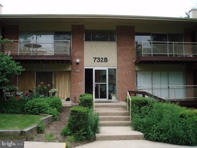 TIMBERLANE VILLAGE GARDEN CONDOMINIUMS - Residential Lease