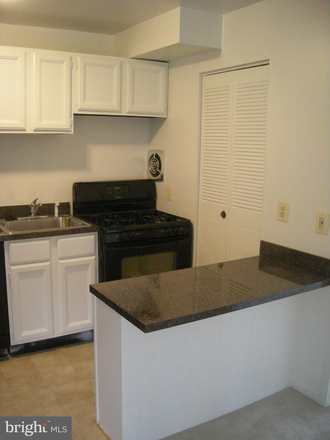 TIMBERLANE VILLAGE GARDEN CONDOMINIUMS - Residential Lease