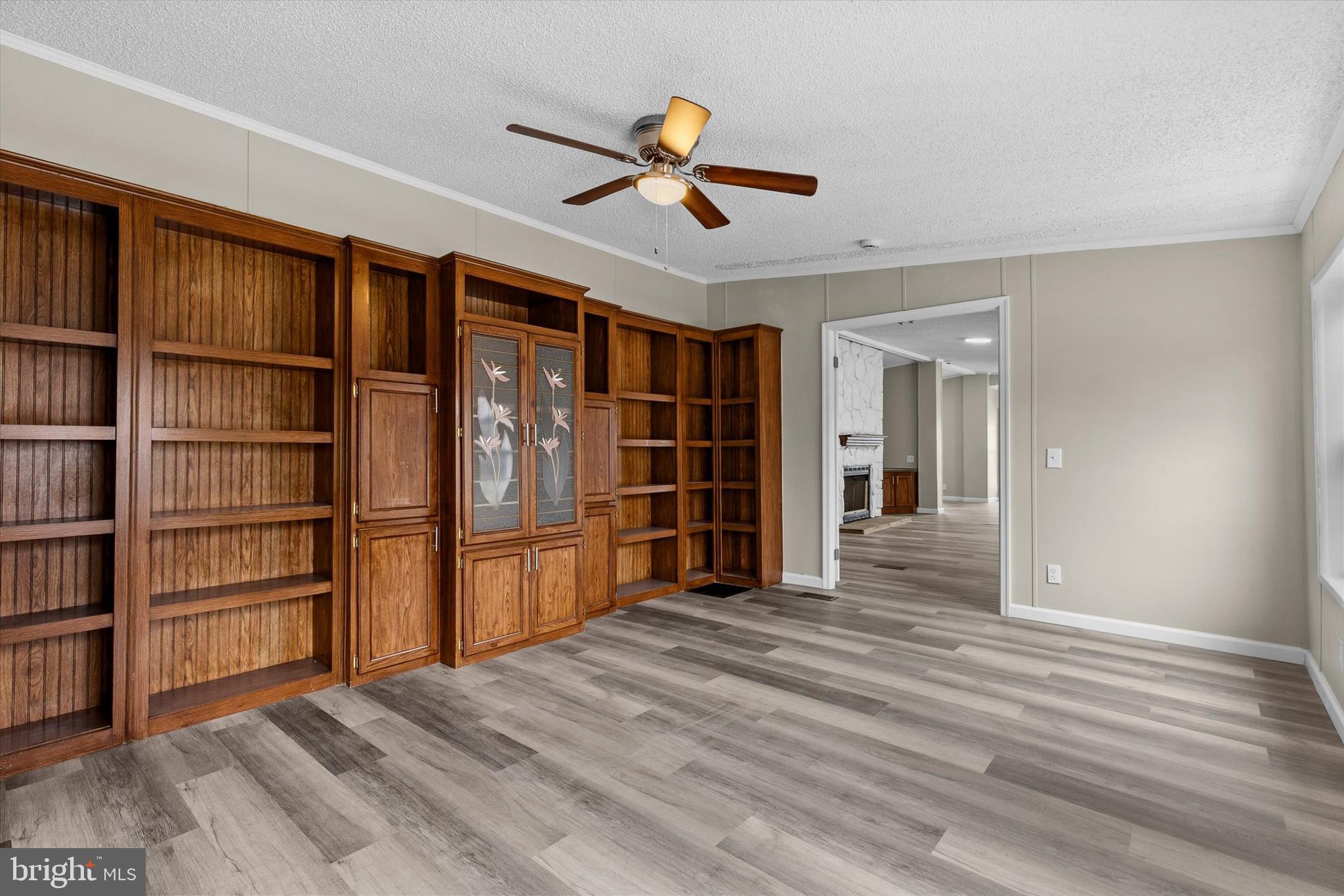 MEADOWVIEW PARK ESTATES - Residential