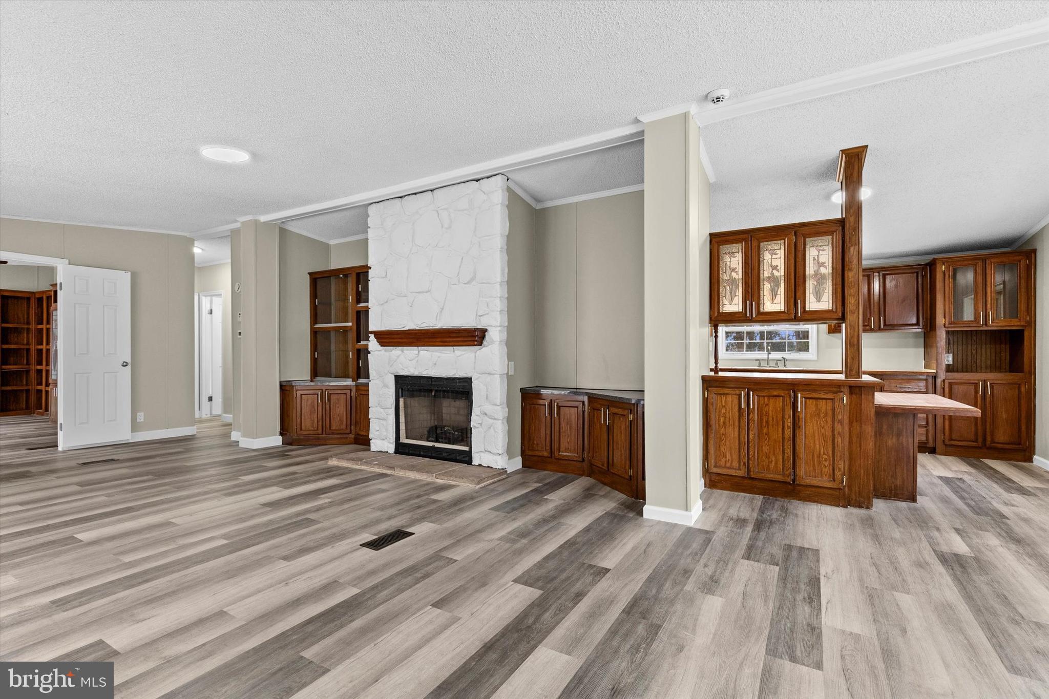 MEADOWVIEW PARK ESTATES - Residential