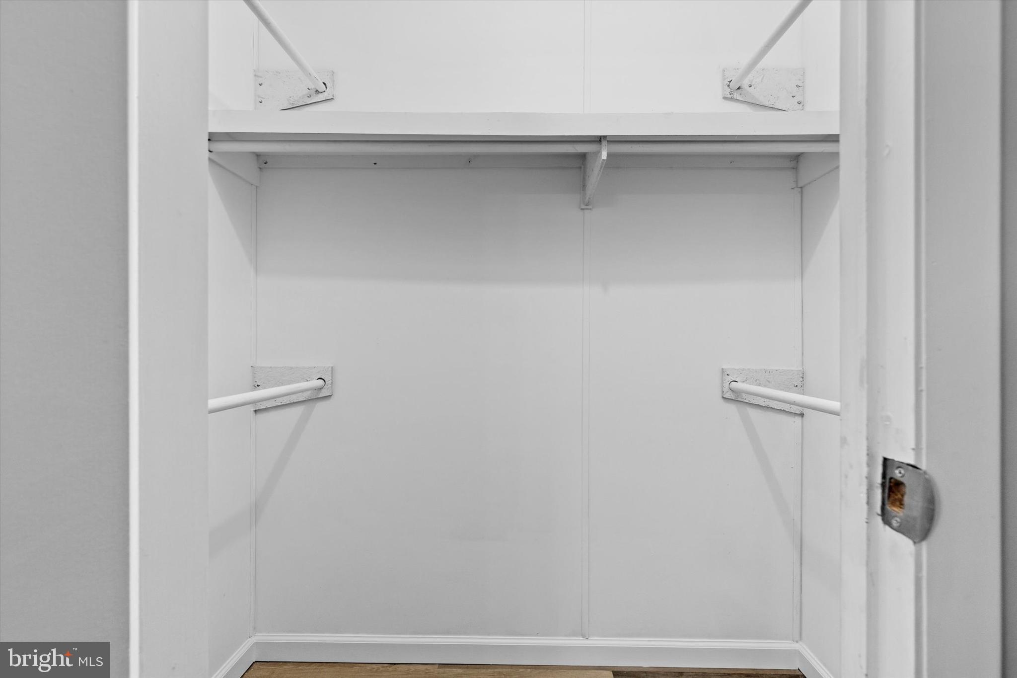 MEADOWVIEW PARK ESTATES - Residential