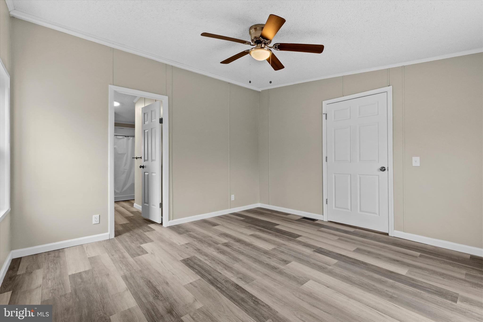 MEADOWVIEW PARK ESTATES - Residential