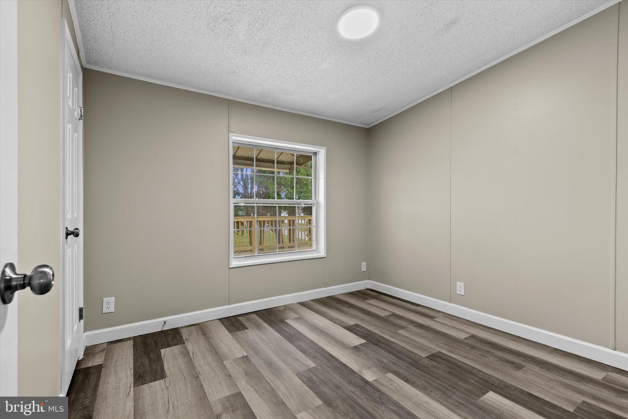 MEADOWVIEW PARK ESTATES - Residential