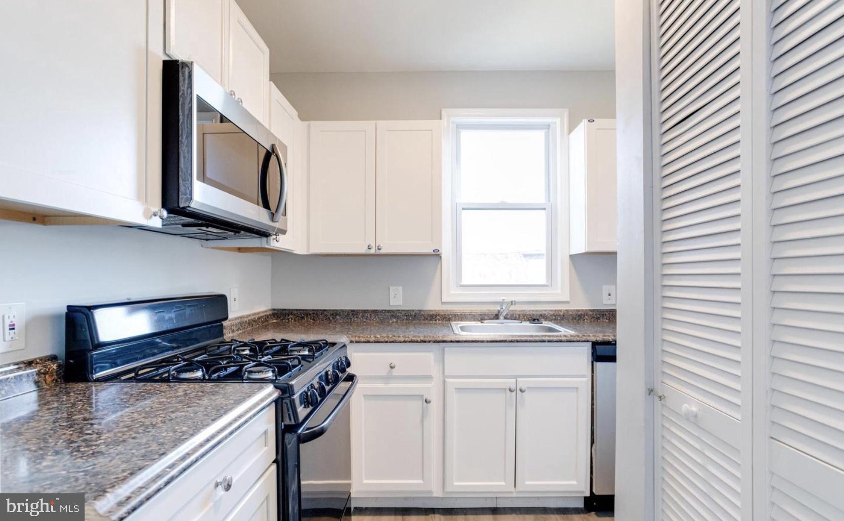 GREENSPRING - Residential Lease