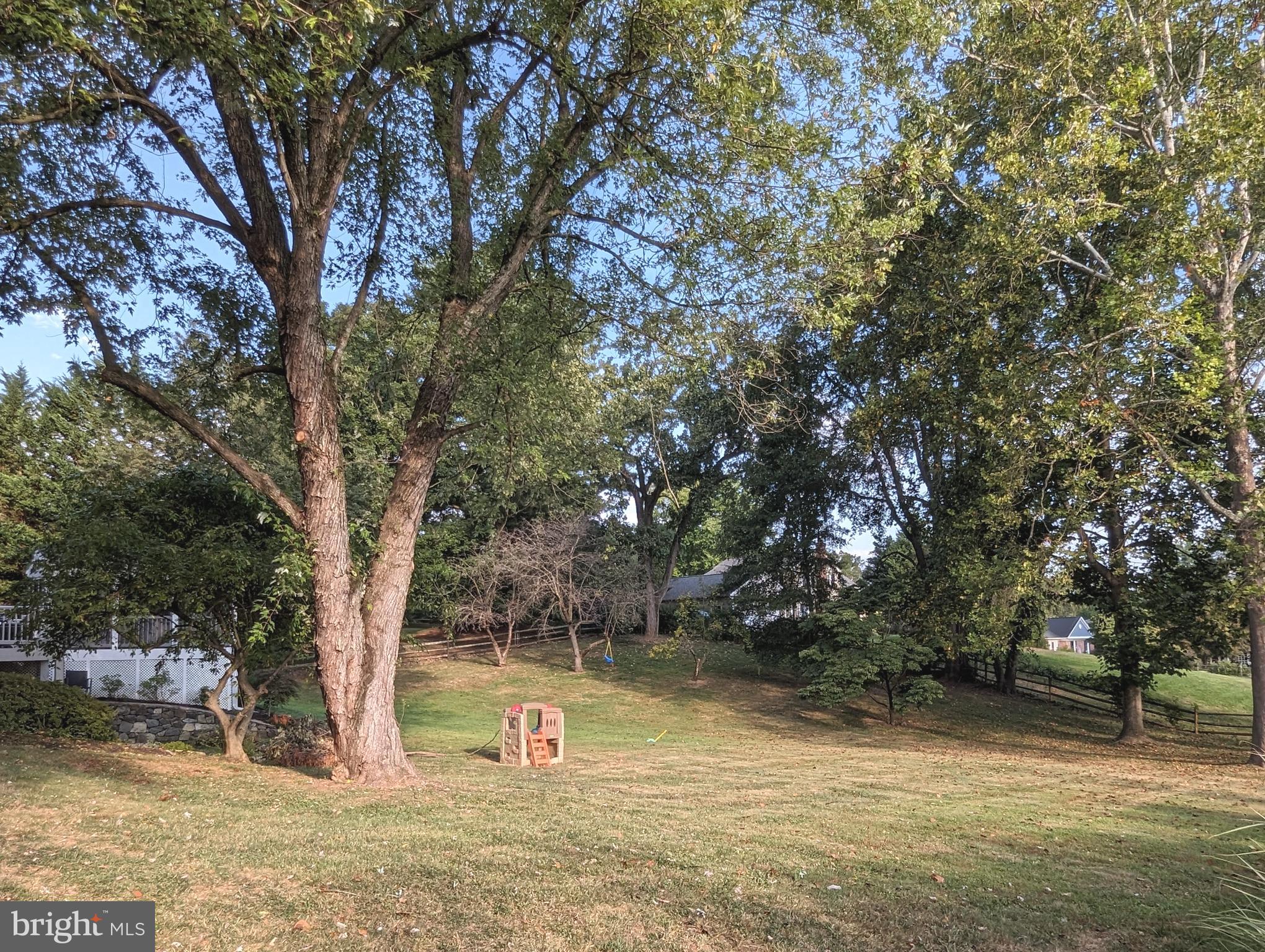 ANCIENT OAK - Residential