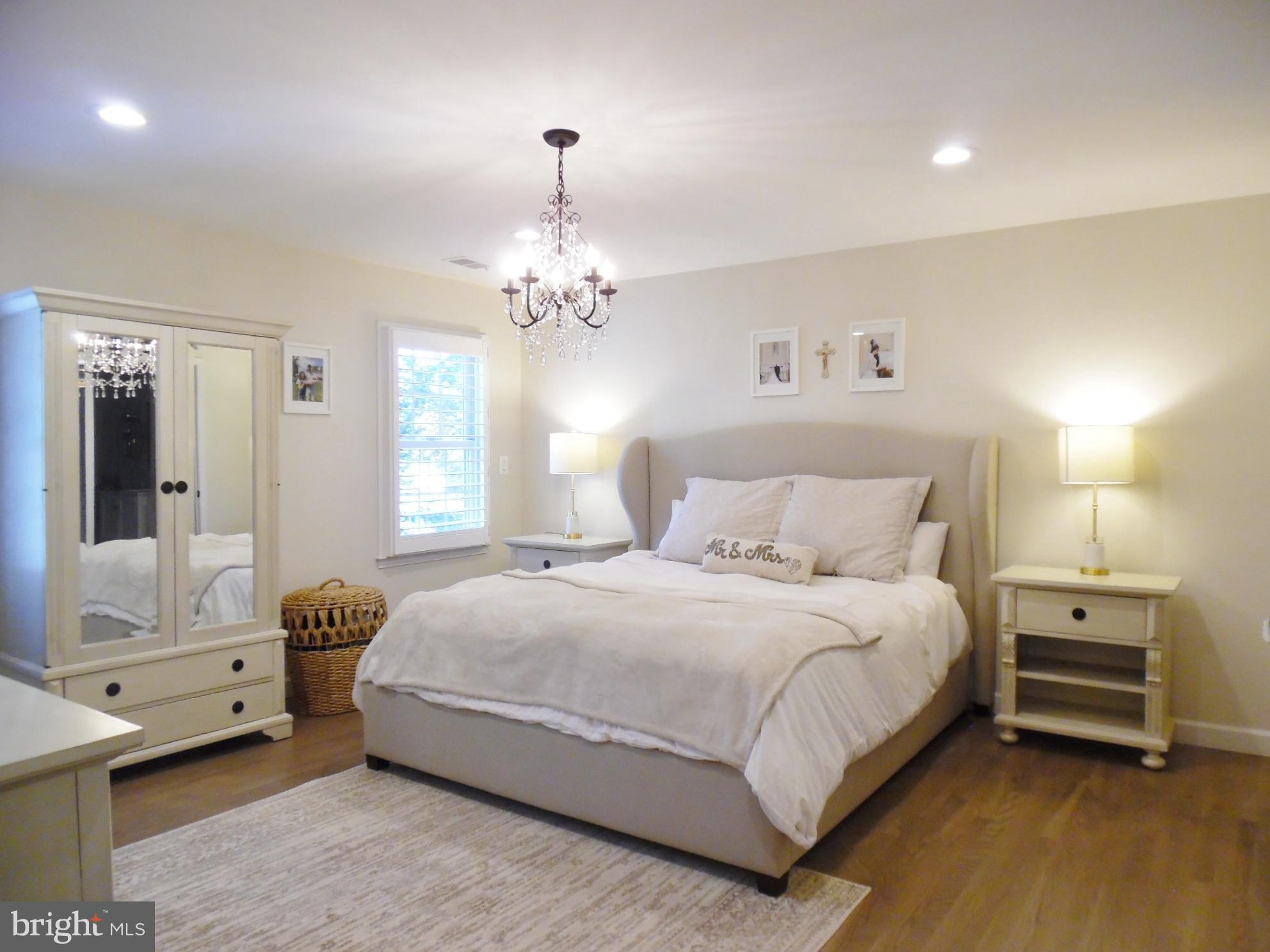 ANCIENT OAK - Residential