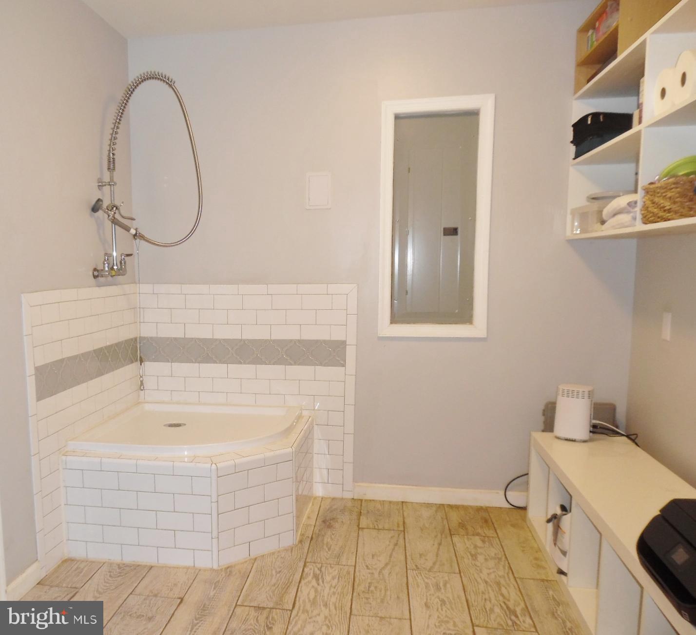 ANCIENT OAK - Residential