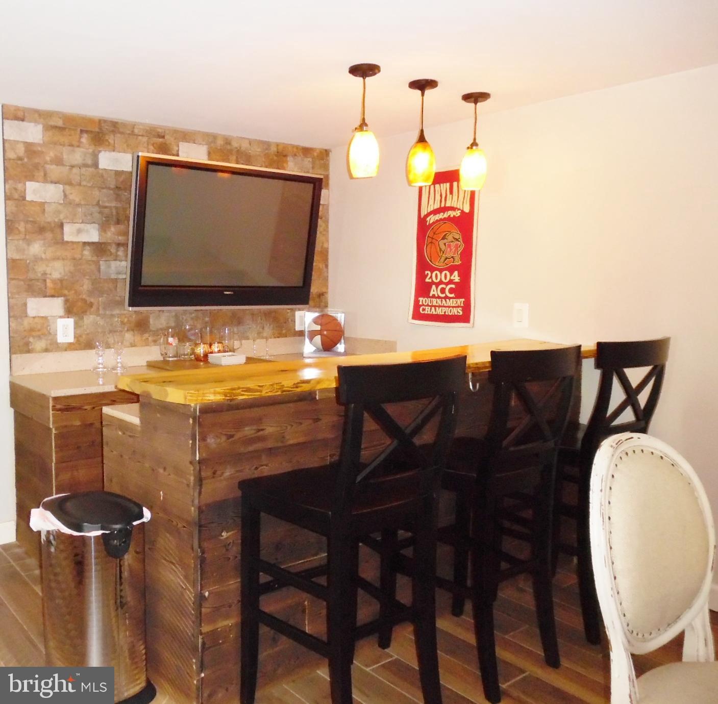 ANCIENT OAK - Residential