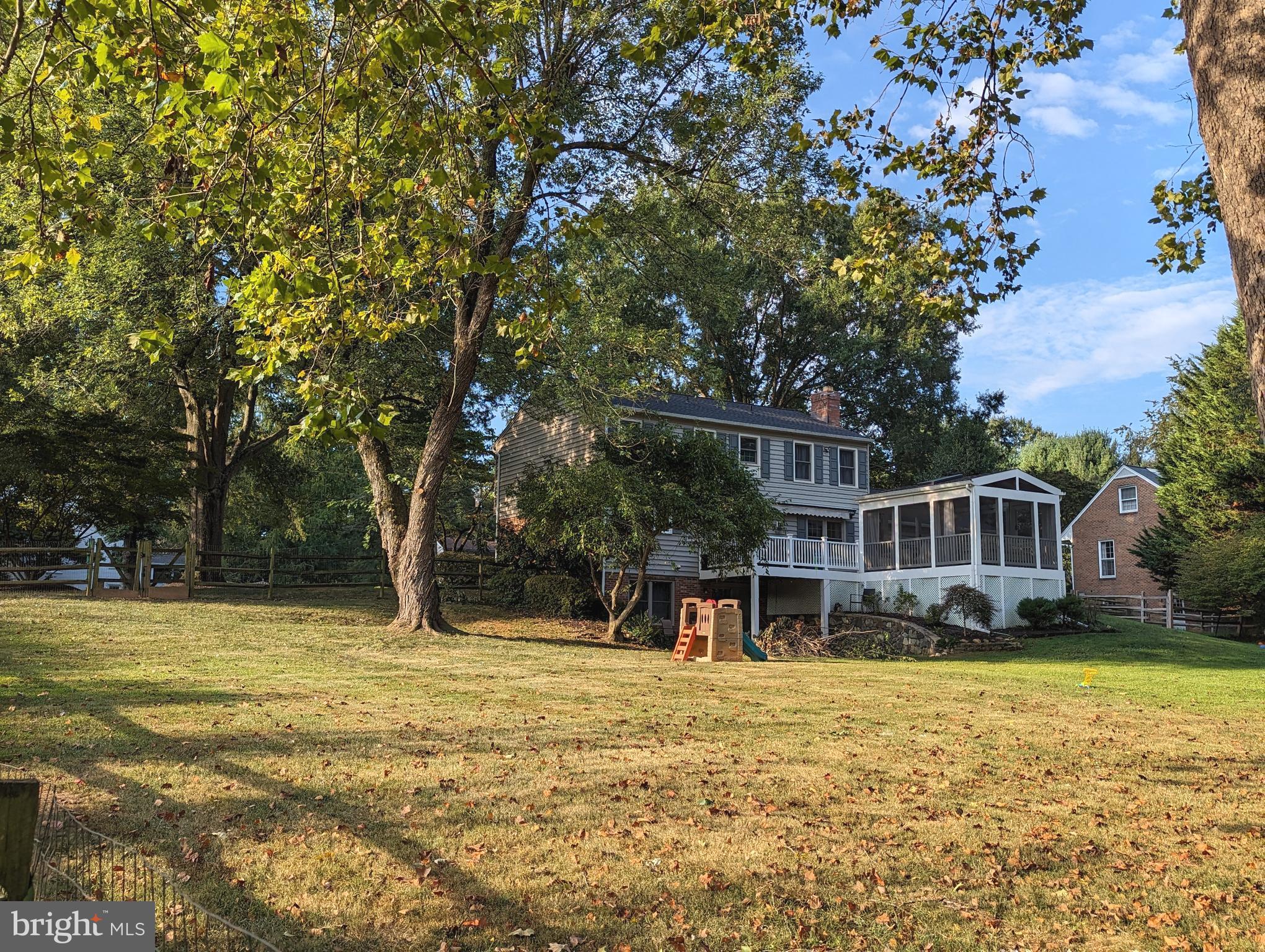 ANCIENT OAK - Residential
