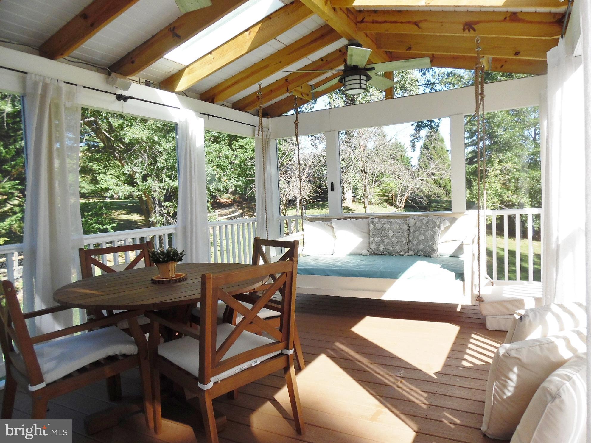 ANCIENT OAK - Residential