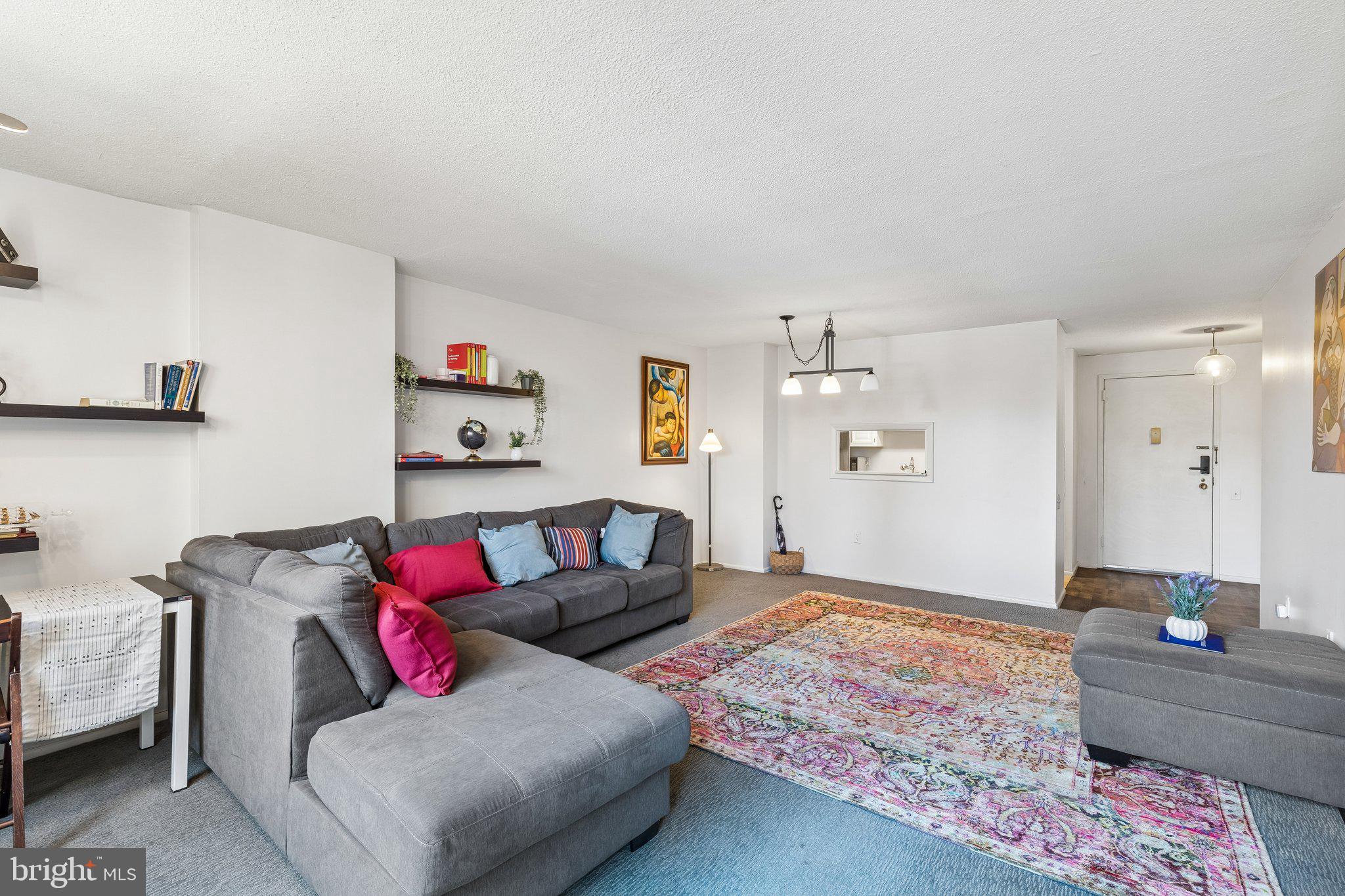 1420 LOCUST STREET 8G