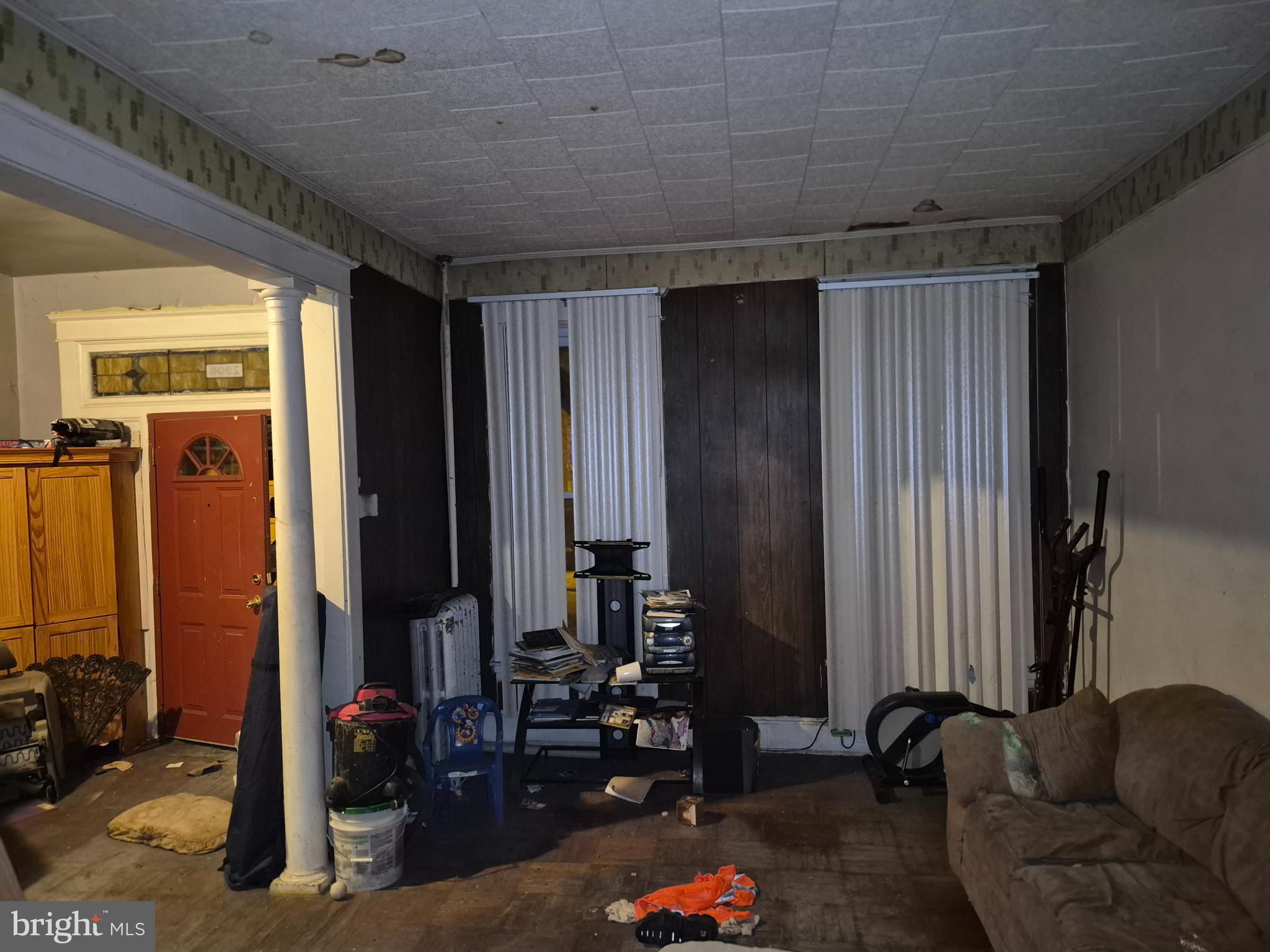 PARK CIRCLE - Residential