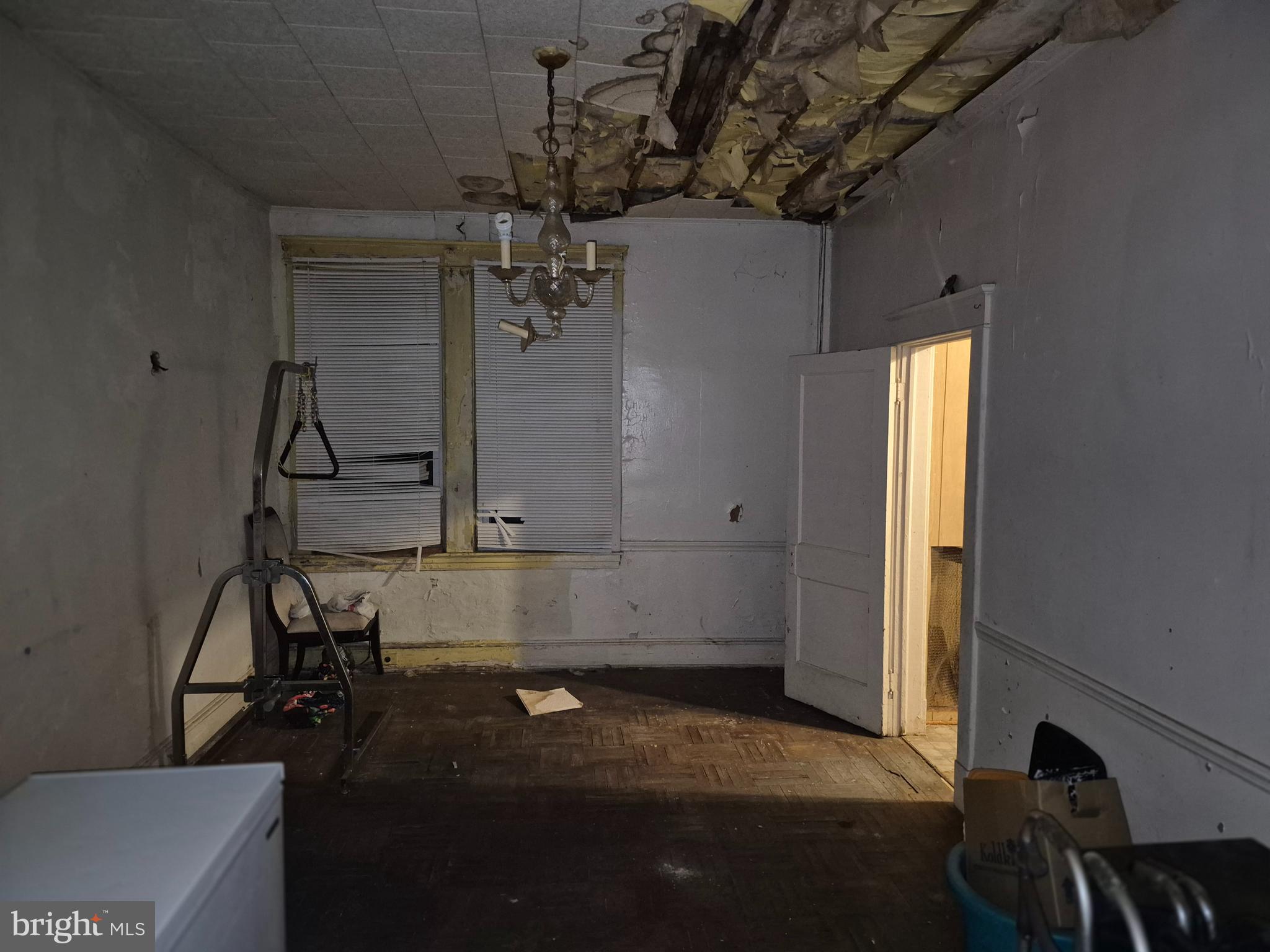 PARK CIRCLE - Residential