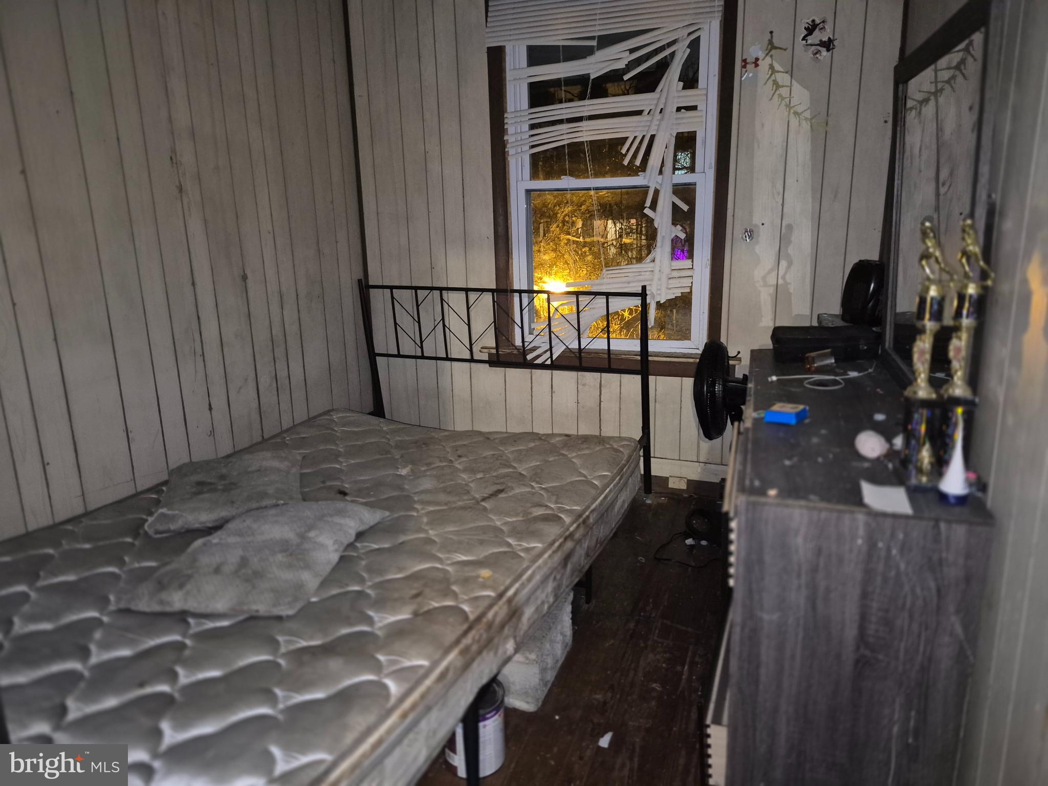 PARK CIRCLE - Residential