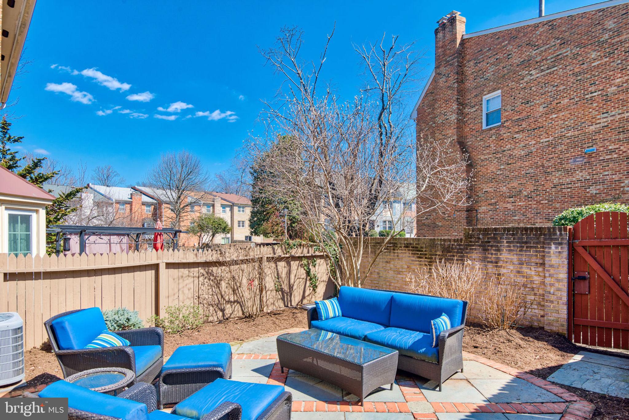 HALLCREST HEIGHTS - Residential