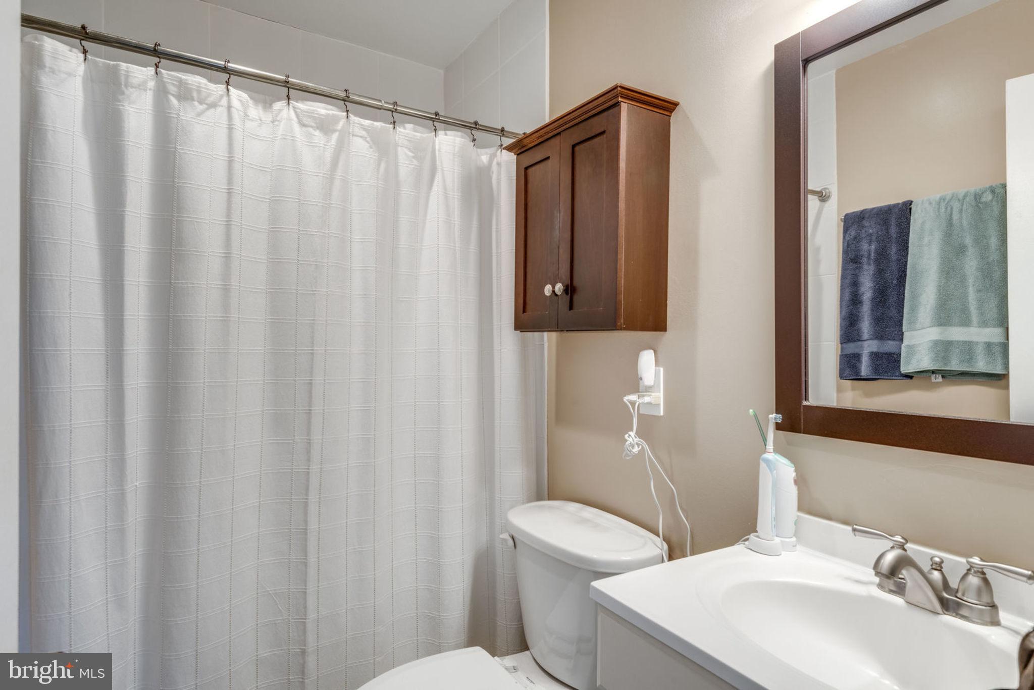 HALLCREST HEIGHTS - Residential