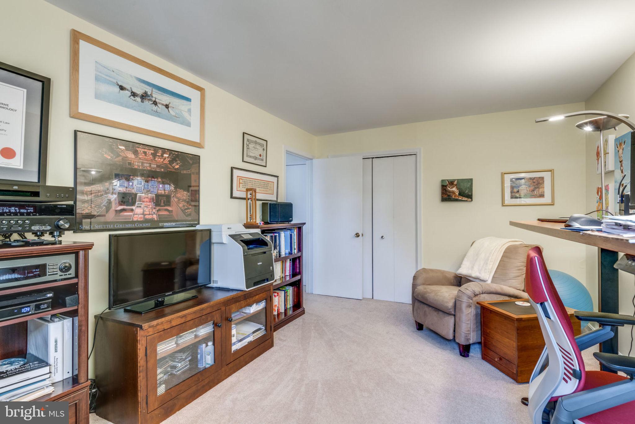 HALLCREST HEIGHTS - Residential