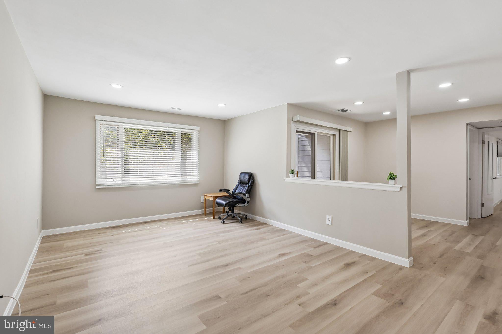 SAYRE DRIVE 2109
