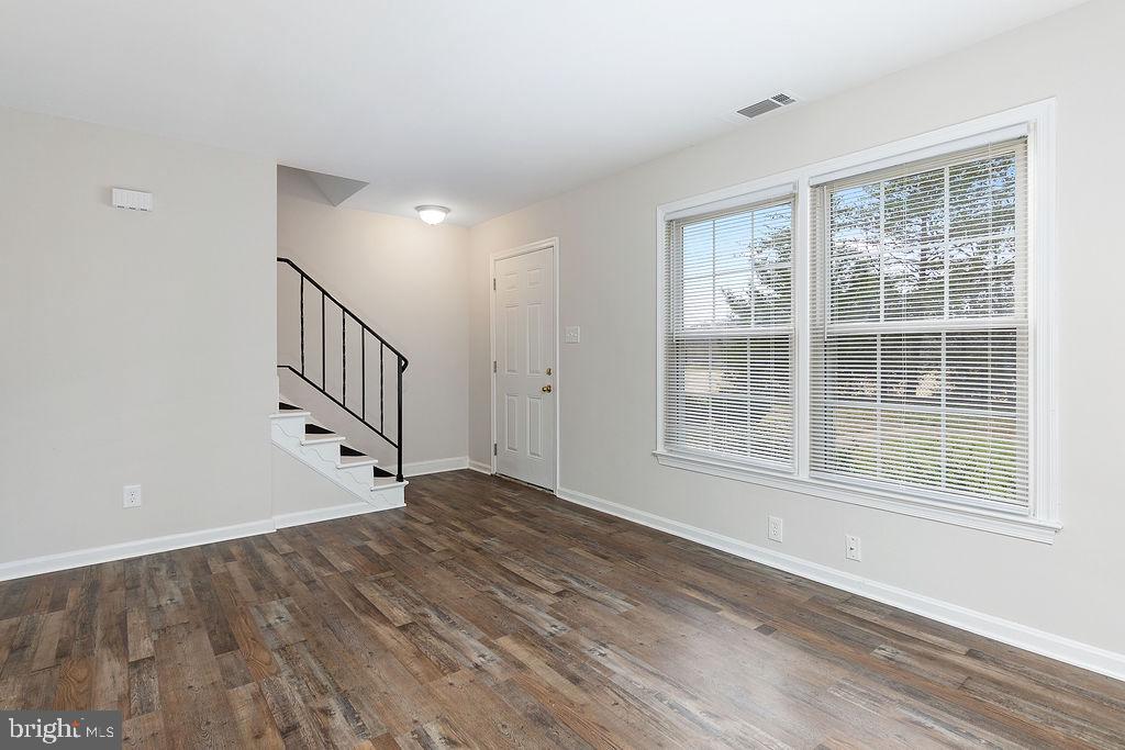 BERKELEY VILLAGE - Residential