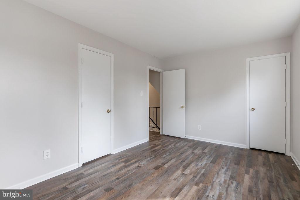 BERKELEY VILLAGE - Residential