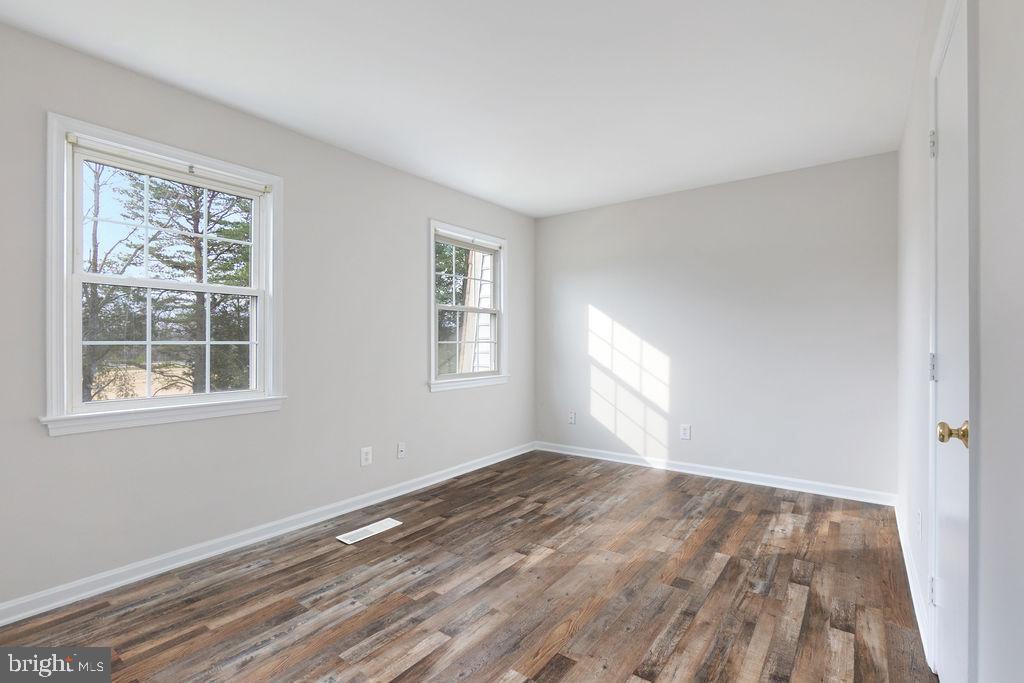 BERKELEY VILLAGE - Residential