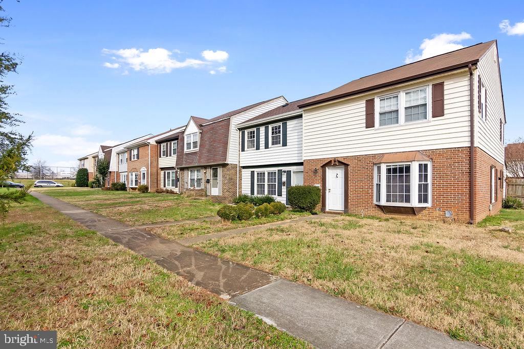 BERKELEY VILLAGE - Residential